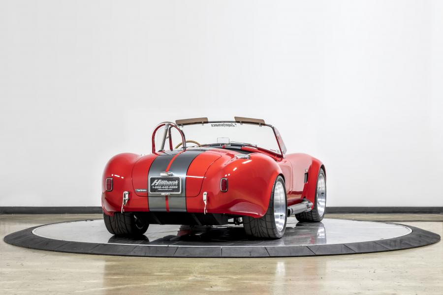  AC Cobra 6 by Superformance 2019 года  (фото 20 из 33)